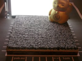 office_carpet,_grey,_loop-pile,_"Neodon_Atlantik",_("up"_along_red_threads_on_back)
